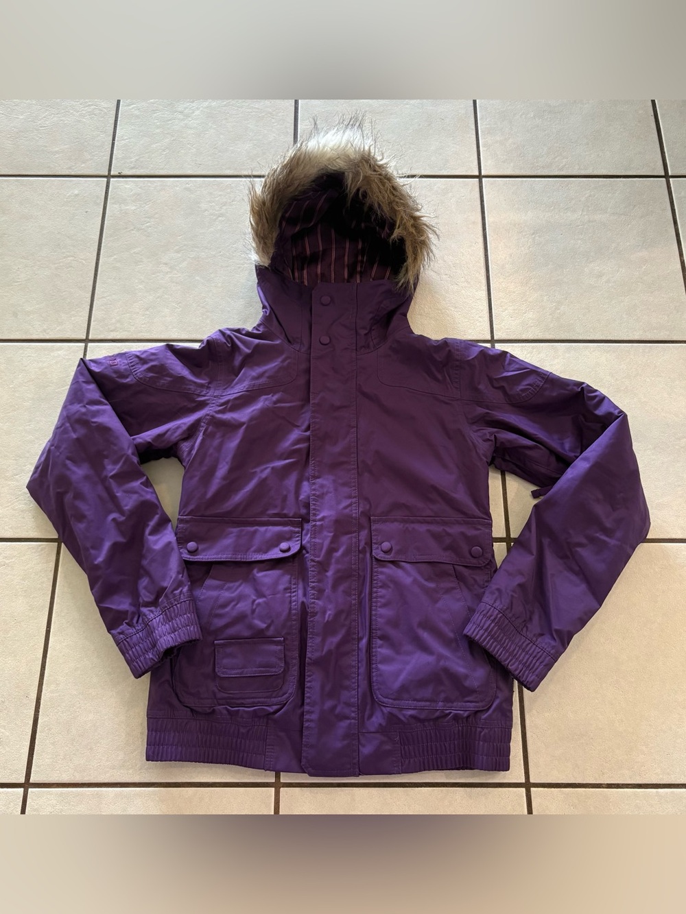 Burton Womens XS Purple Snowboard Ski Jacket Hooded Faux Fur Warm Winter Puffer